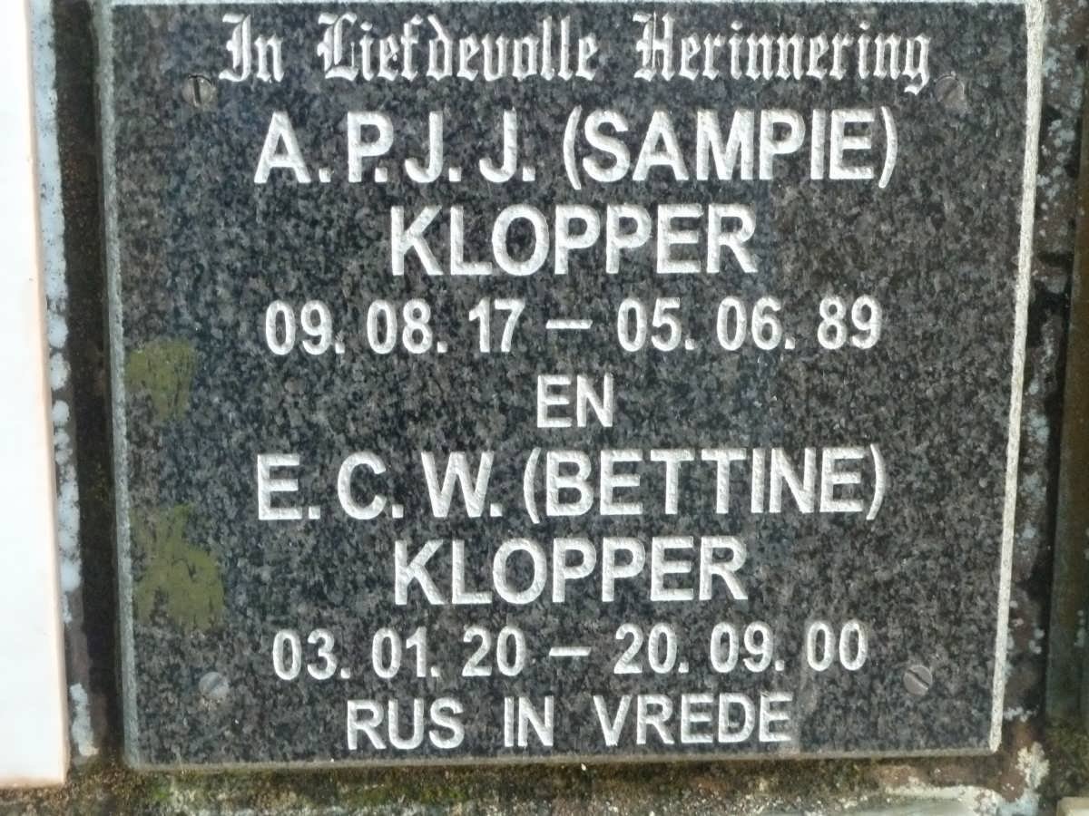 KLOPPER A.P.J.J. 1917-1989 &amp; E.C.W. 1920-2000