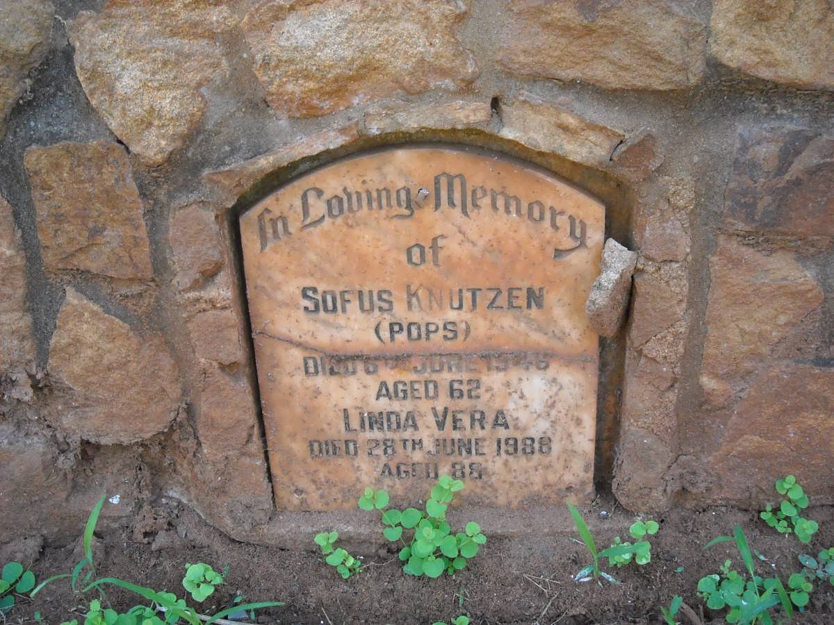 KNUTZEN Sofus -1946 &amp; Linda Vera -1988