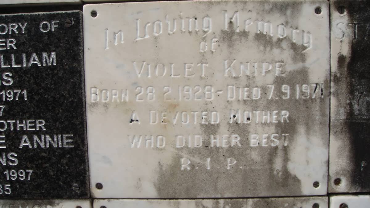 KNIPE Violet 1928-1971
