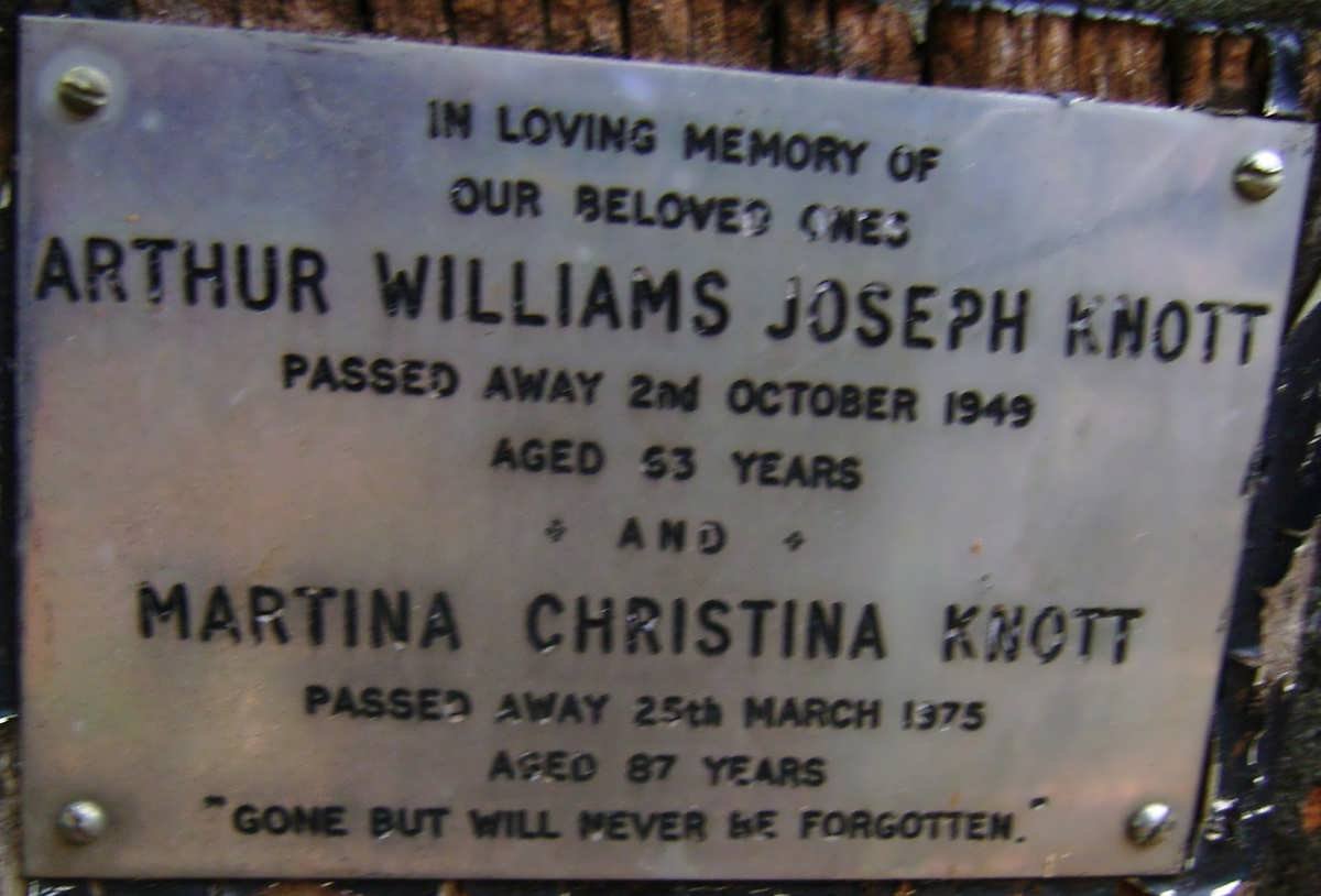 KNOTT Arthur Williams Joseph -1949 &amp; Martina Christina -1975