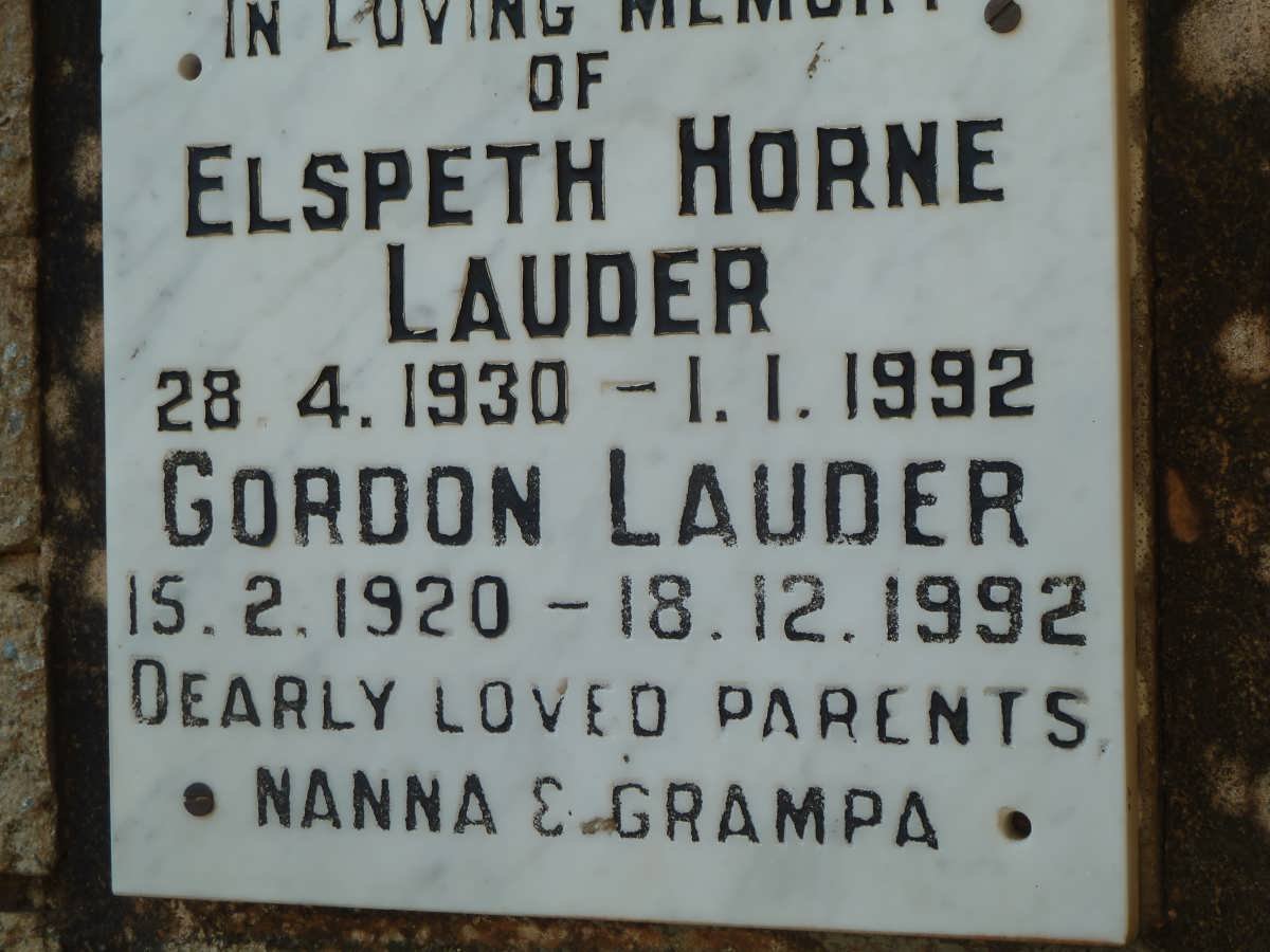 LAUDER Gordon 1920-1992 &amp; Elspeth Horne 1930-1992