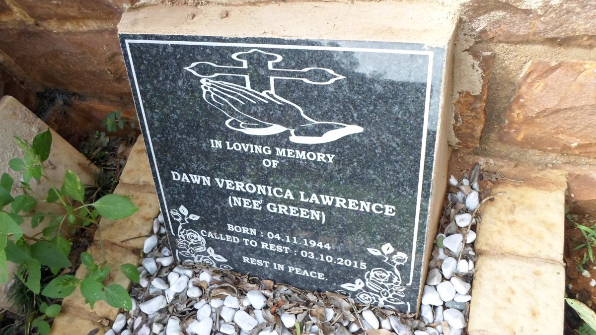 LAWRENCE Dawn Veronica nee GREEN 1944-2015