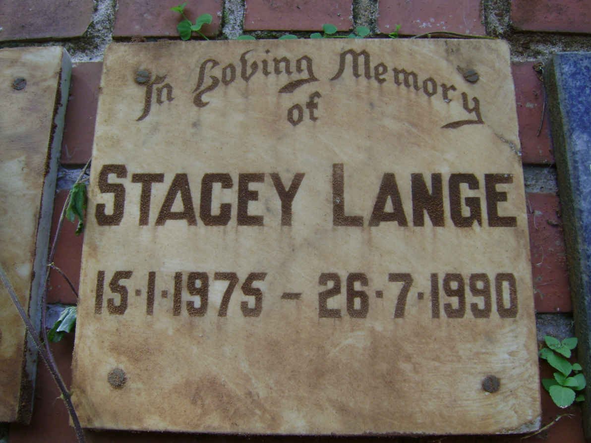 LANGE Stacey 1975-1990