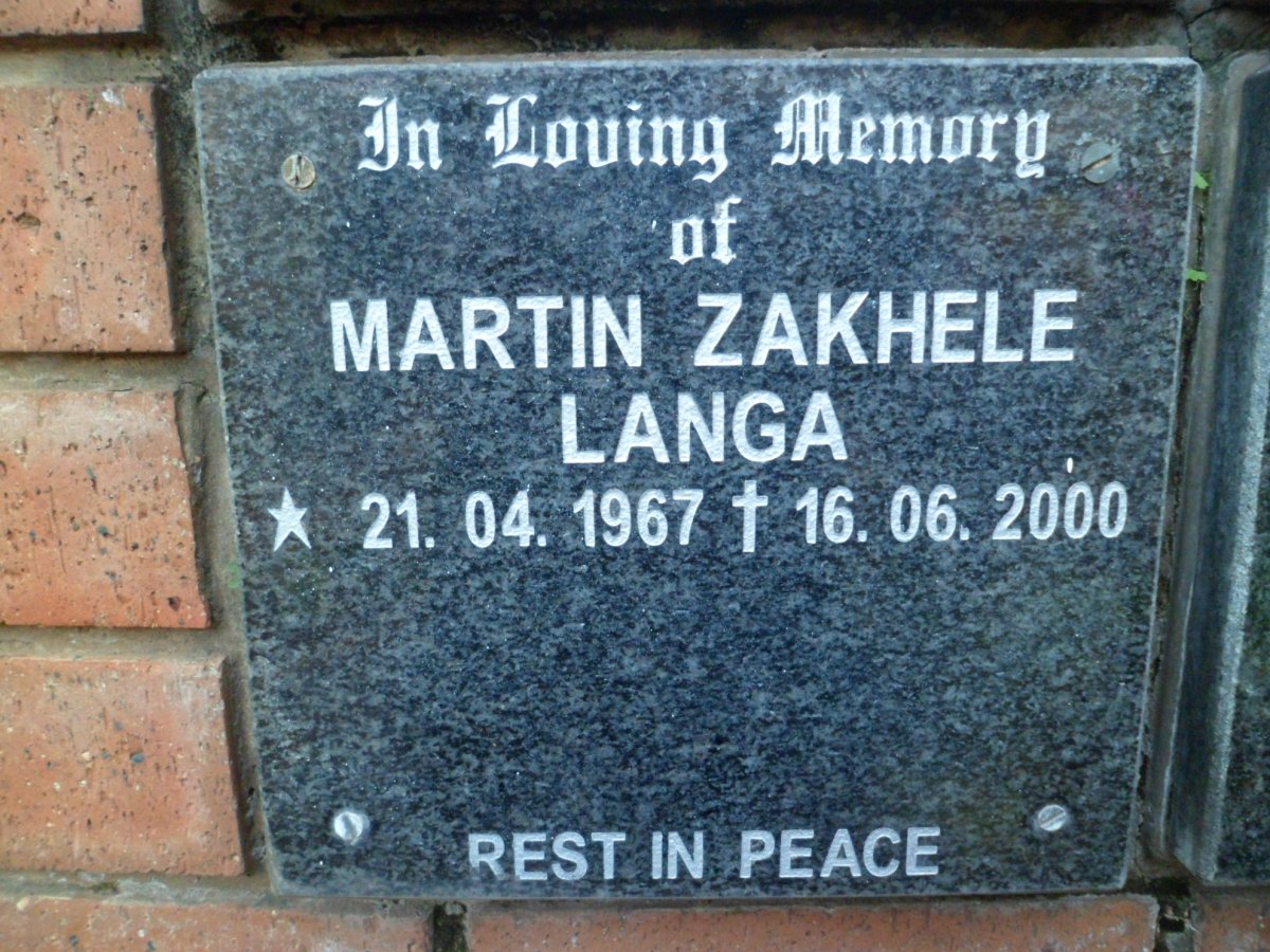 LANGA Martin Zakhele 1967-2000