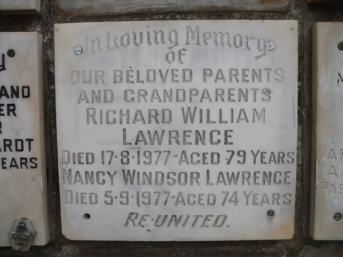LAWRENCE Richard William -1977 &amp; Nancy WINDSOR -1977