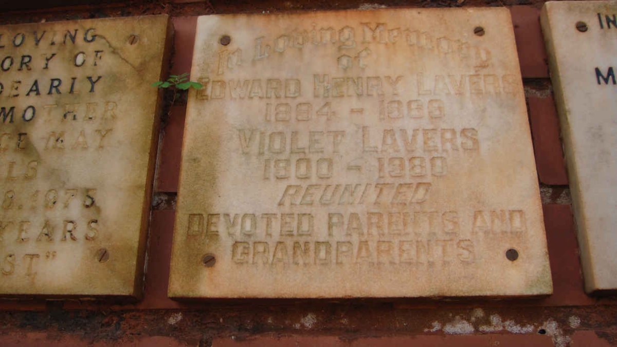 LAVERS Edward Henry 1894-1969 &amp; Violet 1900-1980