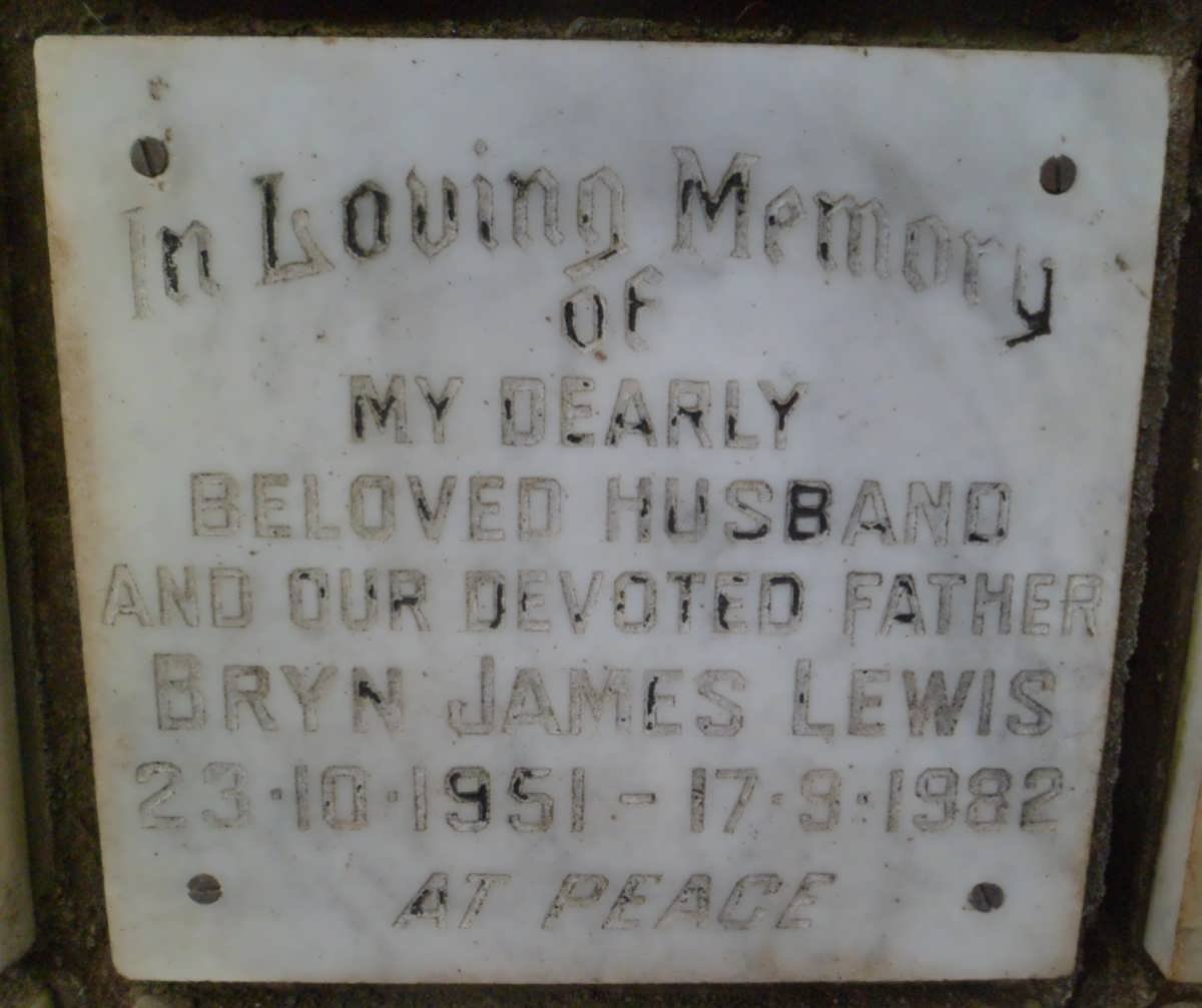 LEWIS Bryn James 1951-1982