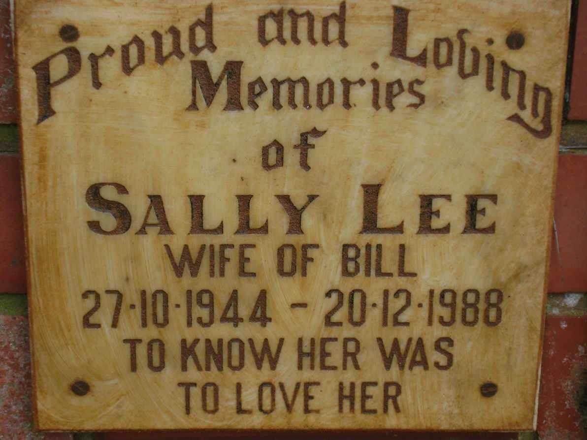 LEE Sally 1944-1988