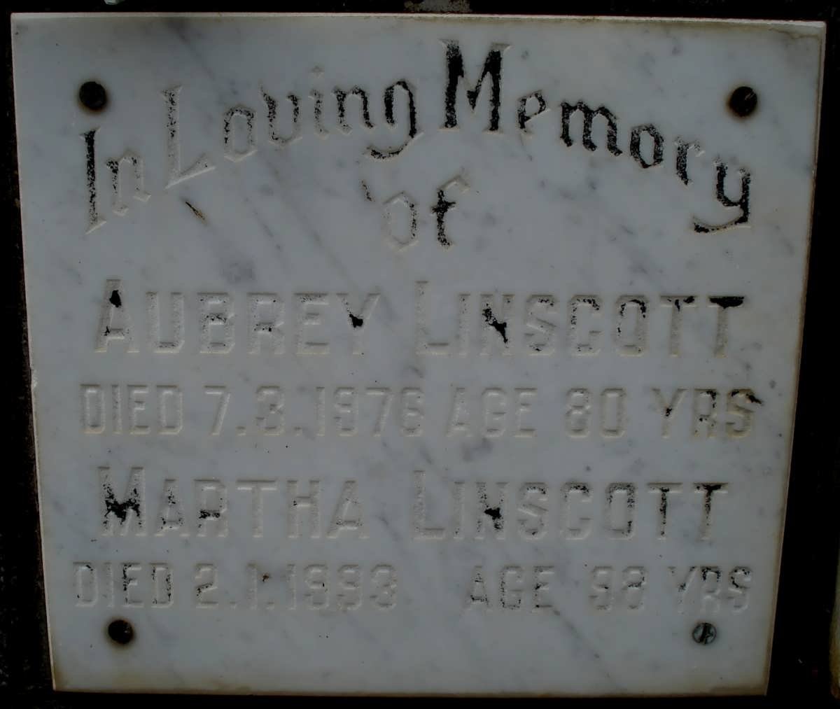 LINSCOTT Aubrey -1976 &amp; Martha -1993