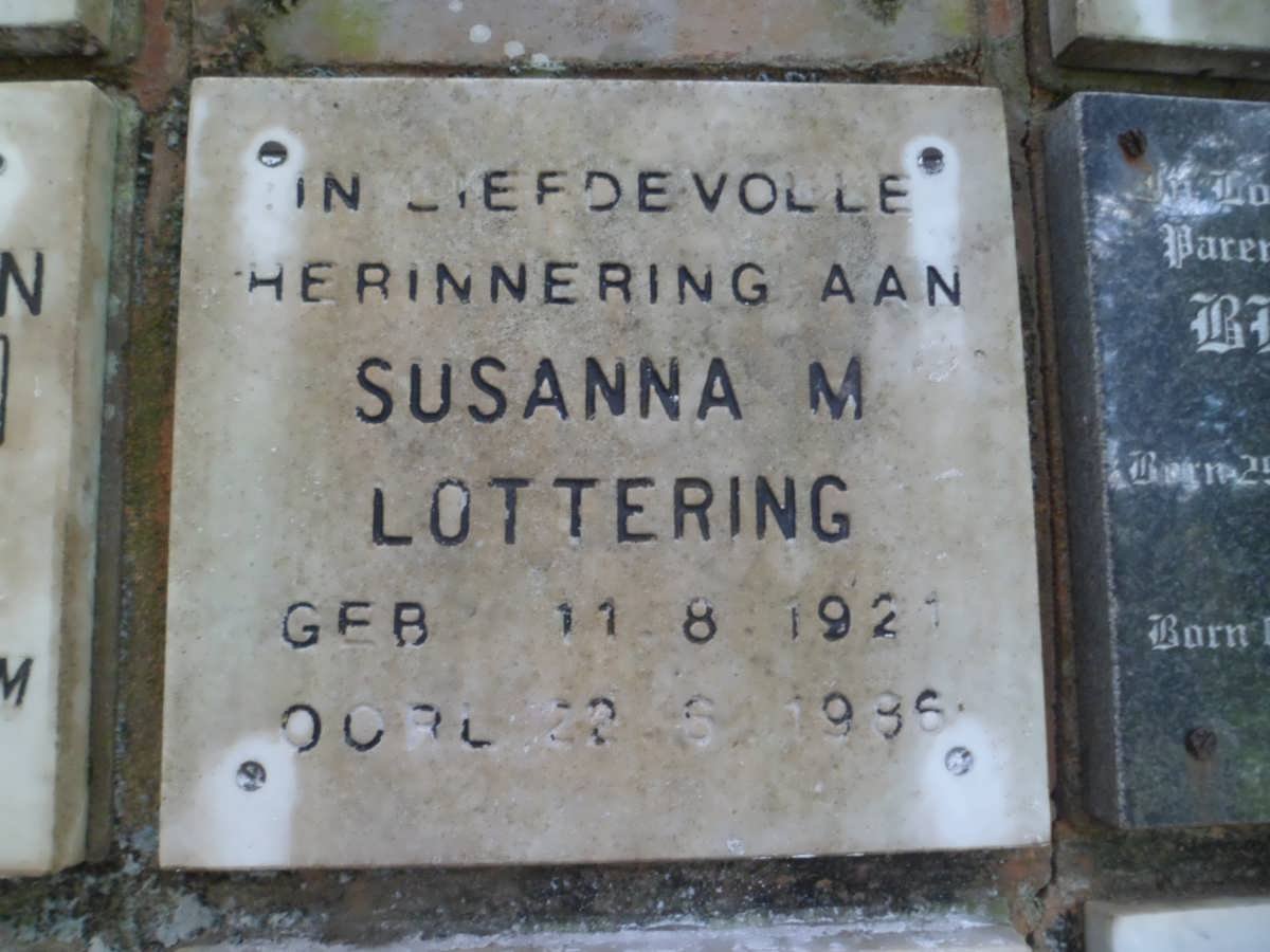 LOTTERING Susanna M. 1921-1986