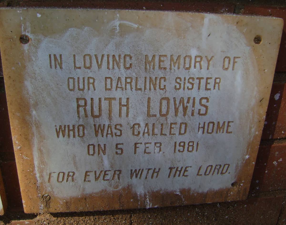 LOWIS Ruth -1981