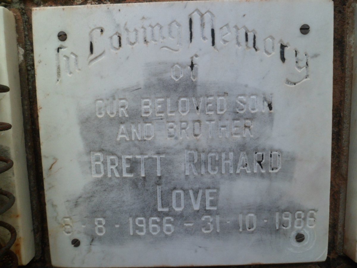 LOVE Brett Richard 1966-1986