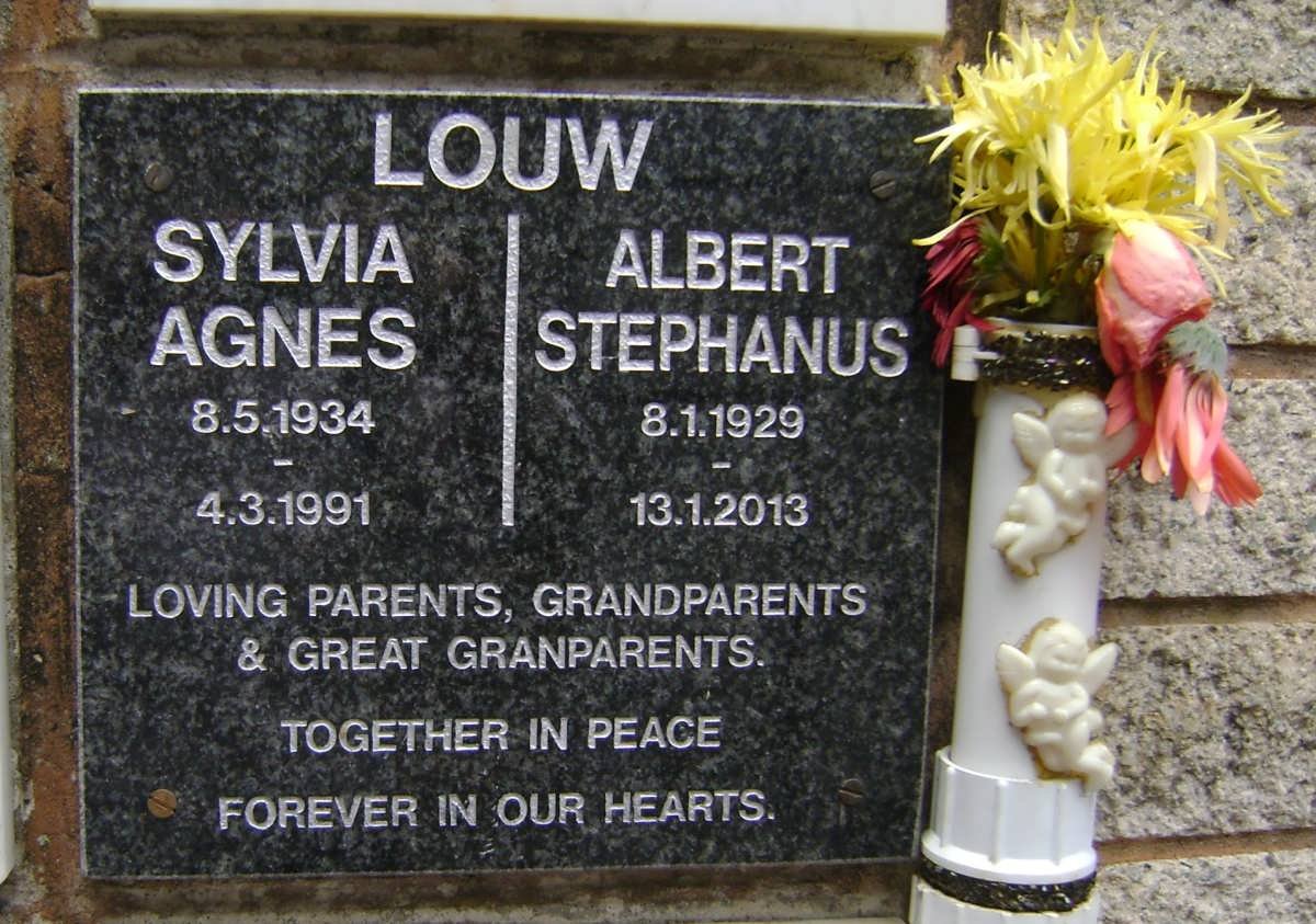 LOUW Albert Stephanus 1929-2013 &amp; Sylvia Agnes 1934-1991