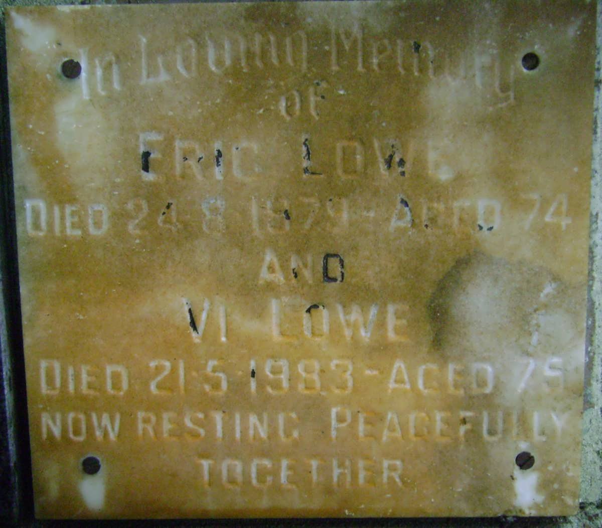 LOWE Eric -1979 &amp; Vi -1983