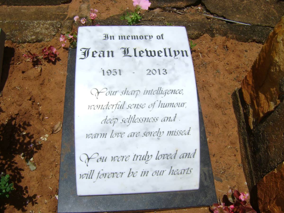 LLEWELLYN Jean 1951-2013