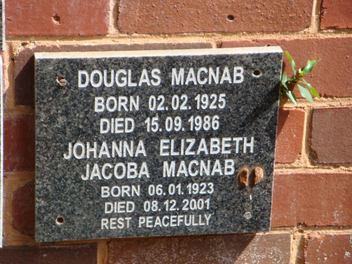 MACNAB Douglas 1925-1986 &amp; Johanna Elizabeth Jacoba 1923-2001