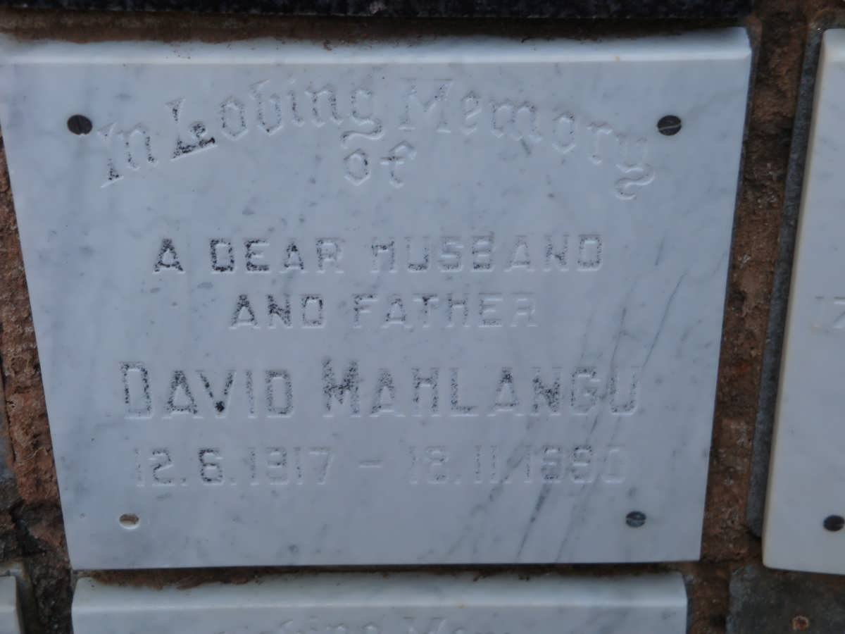 MAHLANGU David 1917-1990