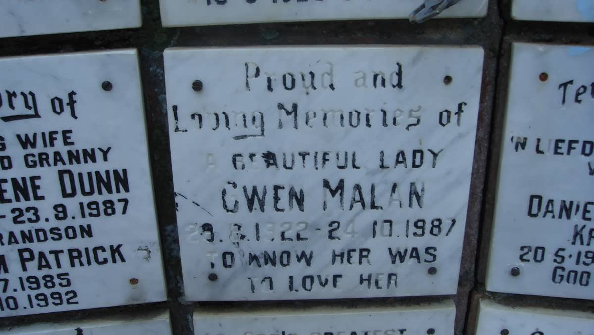 MALAN Gwen 1922-1987