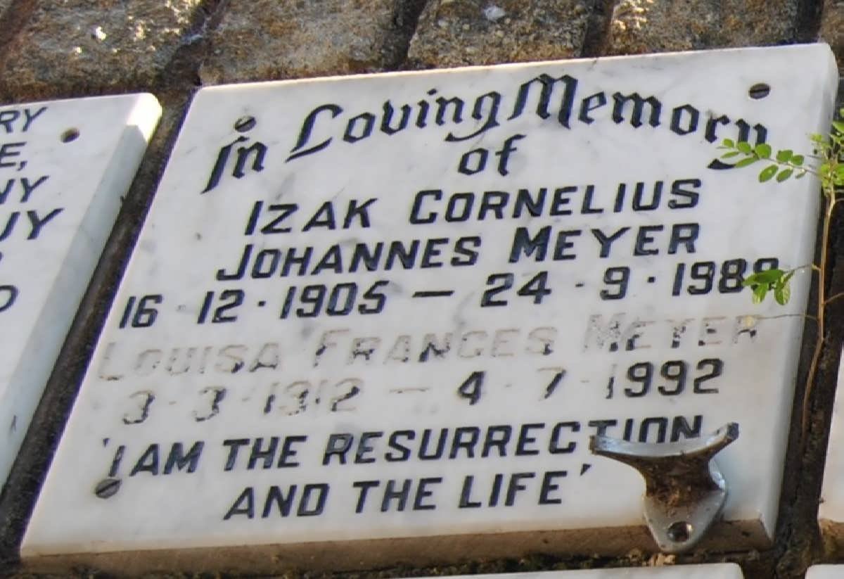 MEYER Izak Cornelius Johannes 1905-1988 &amp; Louisa Frances 1912-1992