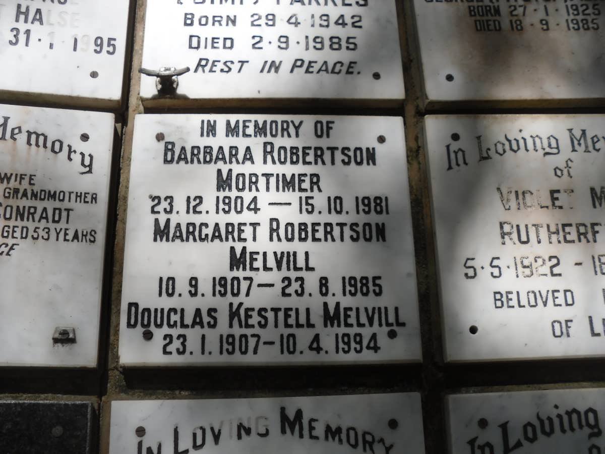 MELVILL Douglas Kestell 1907-1994 &amp; Margaret ROBERTSON 1907-1985 :: MORTIMER Barbara nee ROBERTSON 1904-1981