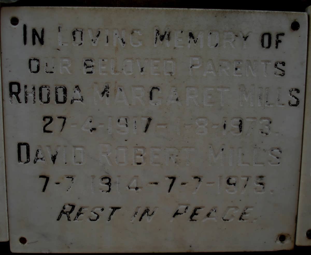 MILLS David Robert 1914-1975 &amp; Rhoda Margaret 1917-1973