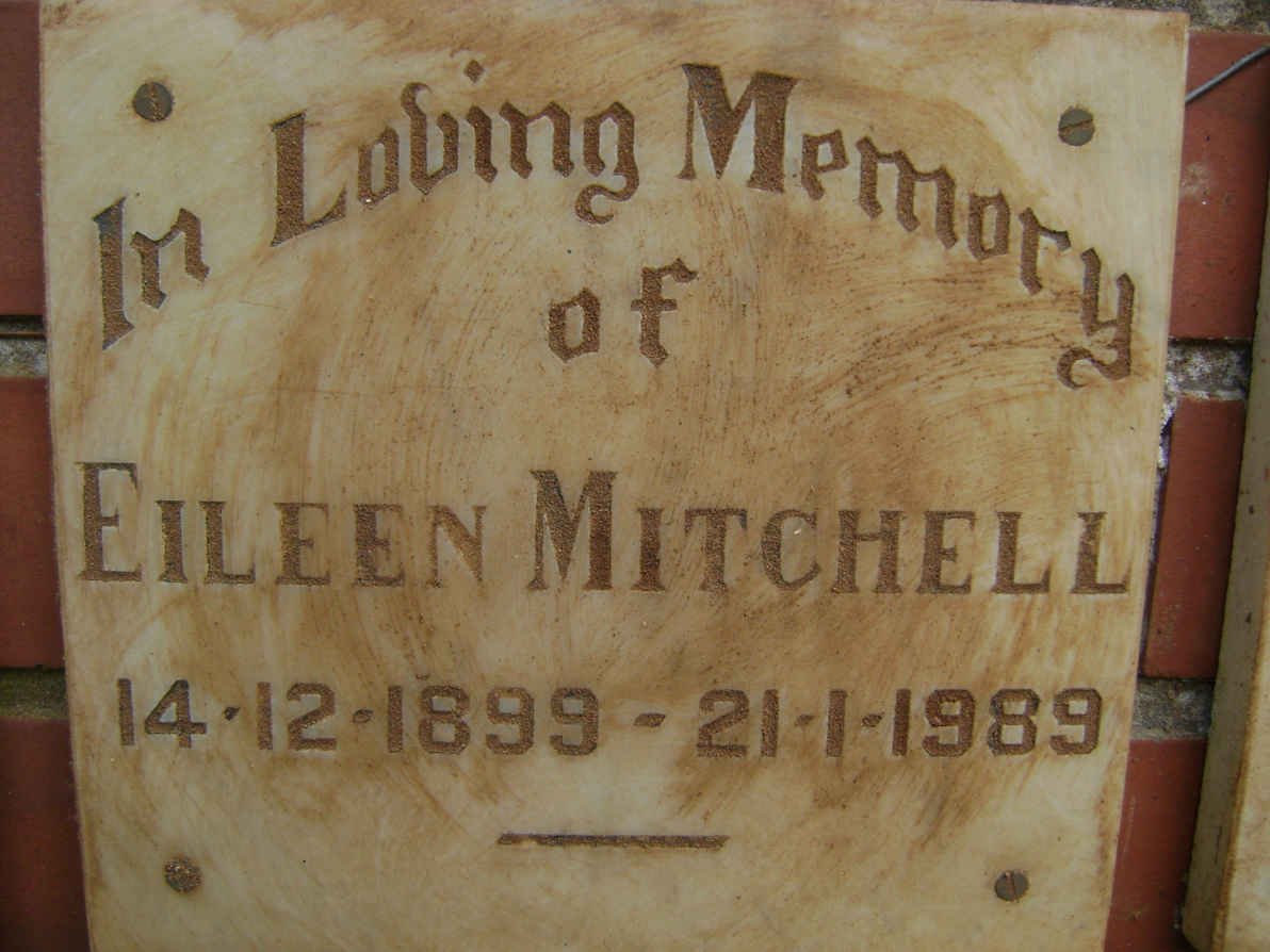 MITCHELL Eileen 1899-1989