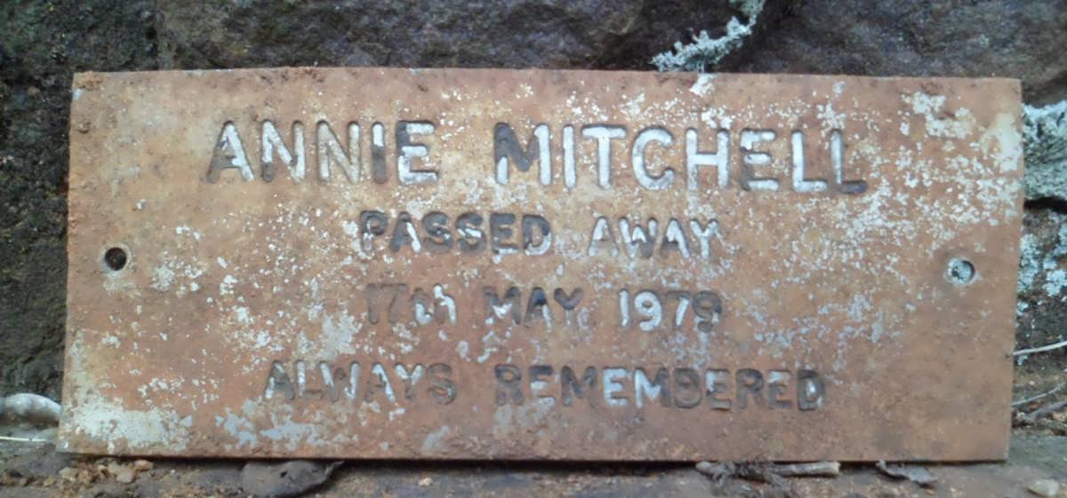 MITCHELL Annie -1979