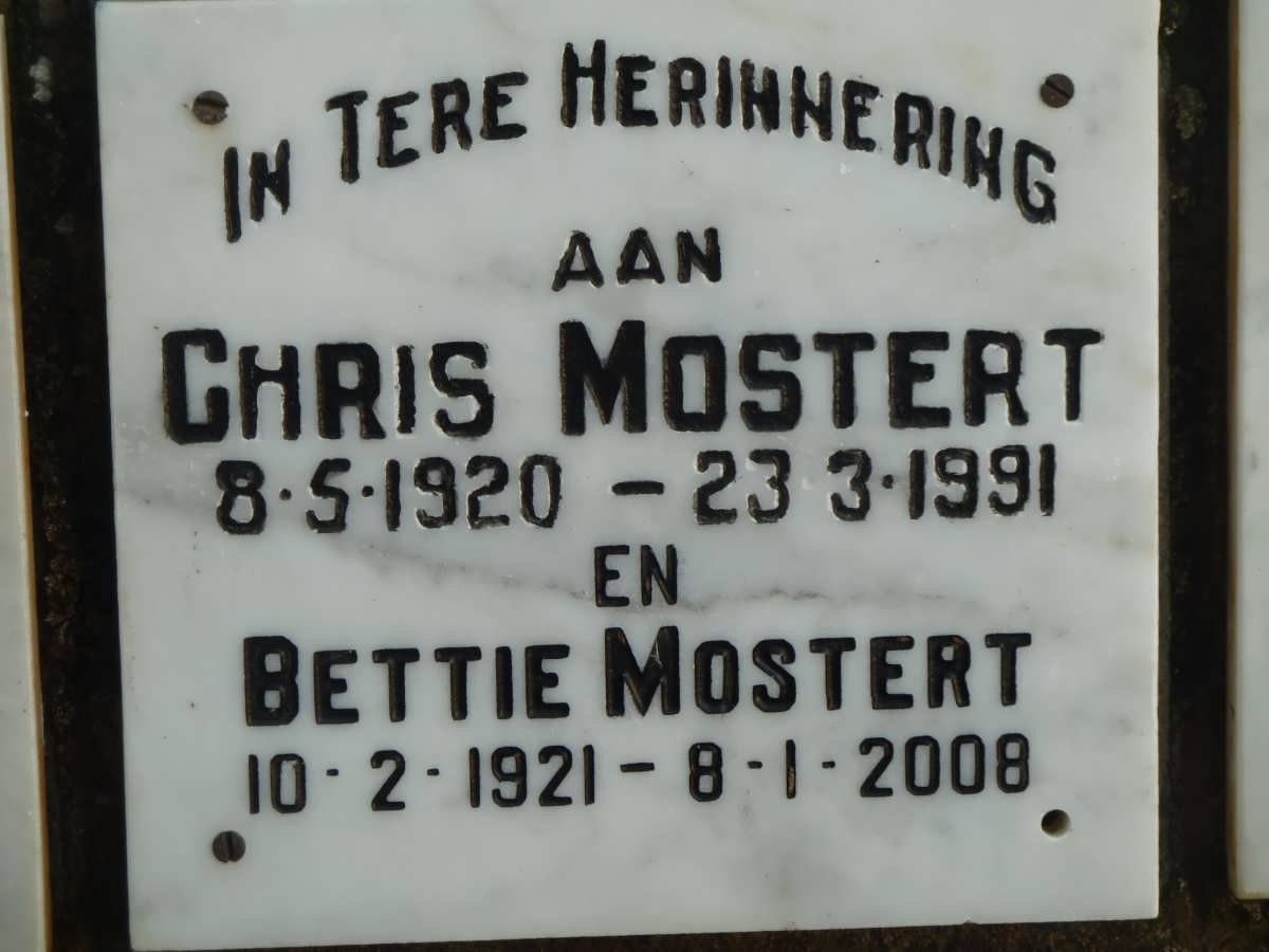 MOSTERT Chris 1920-1991 &amp; Bettie 1921-2008