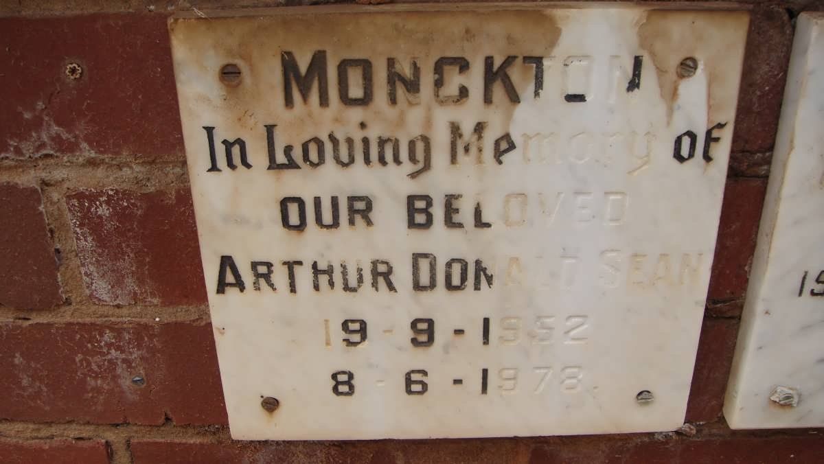 MONCKTON Arthur Donald Sean 1952-1978
