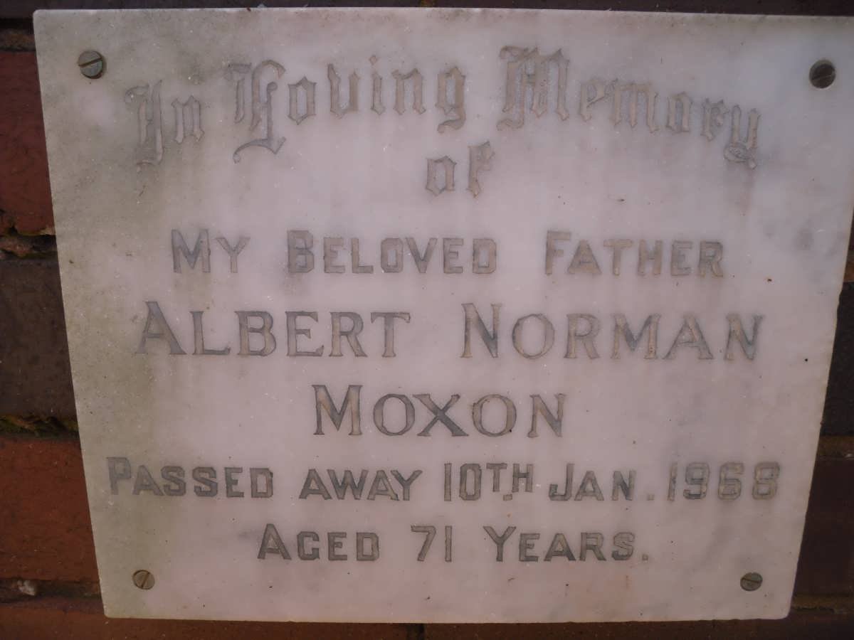 MOXON Albert Norman -1968