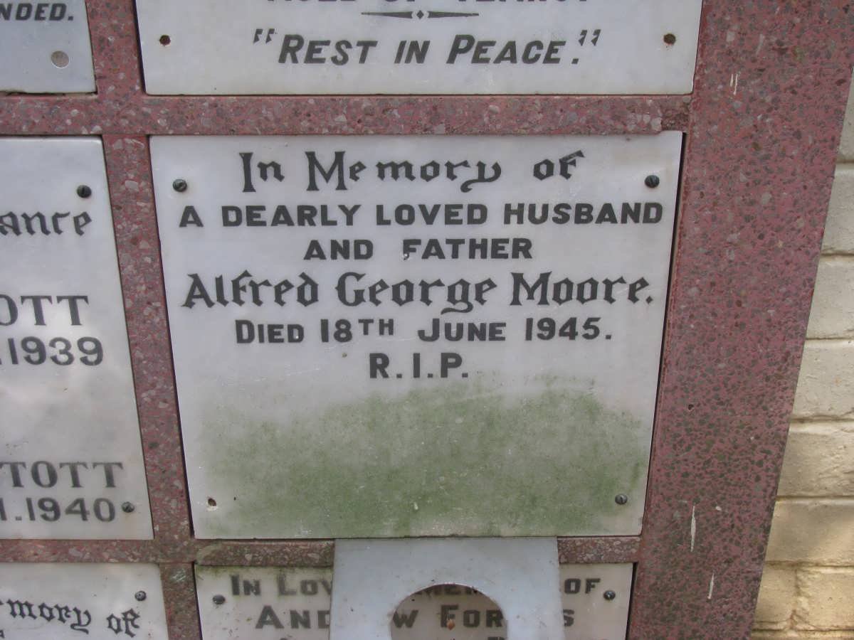 MOORE Alfred George -1945