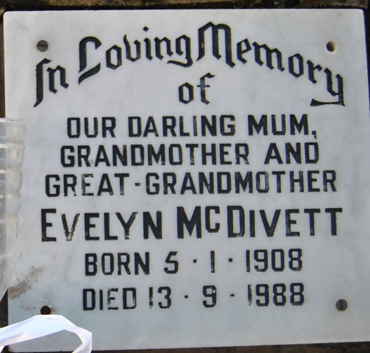 McDIVETT Evelyn 1908-1988