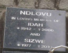 NDLOVU Idah 1942-2006 :: NDLOVU Sizwe 1977-2010