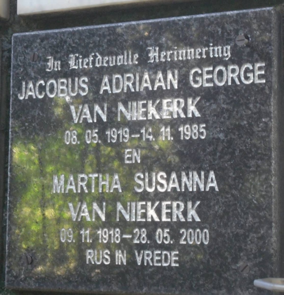 NIEKERK Jacobus Adriaan George, van 1919-1985 &amp; Martha Susanna 1918-2000