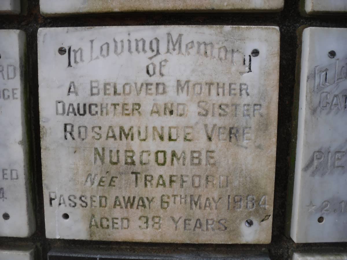 NURCOMBE Rosamunde Vere nee TRAFFORD -1984