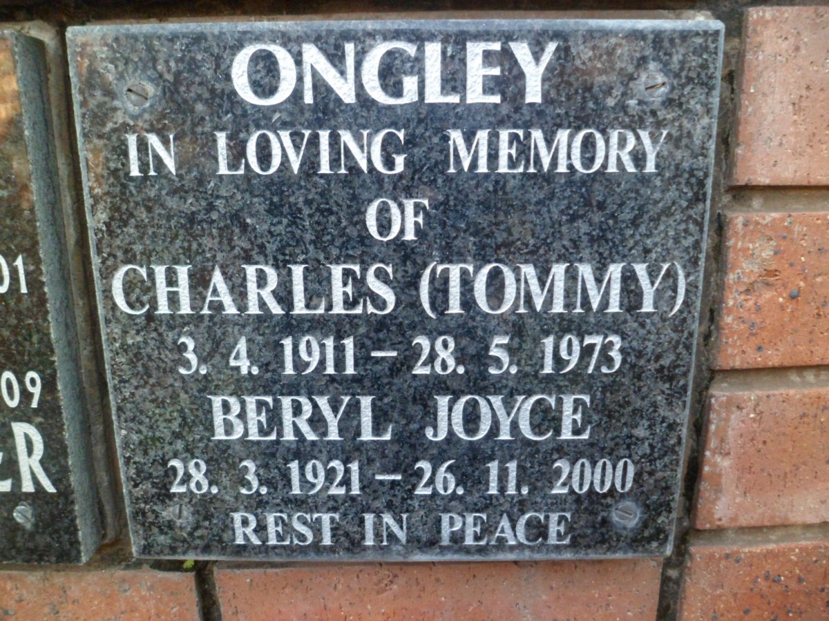 ONGLEY Charles 1911-1973 &amp; Beryl Joyce 1921-2000