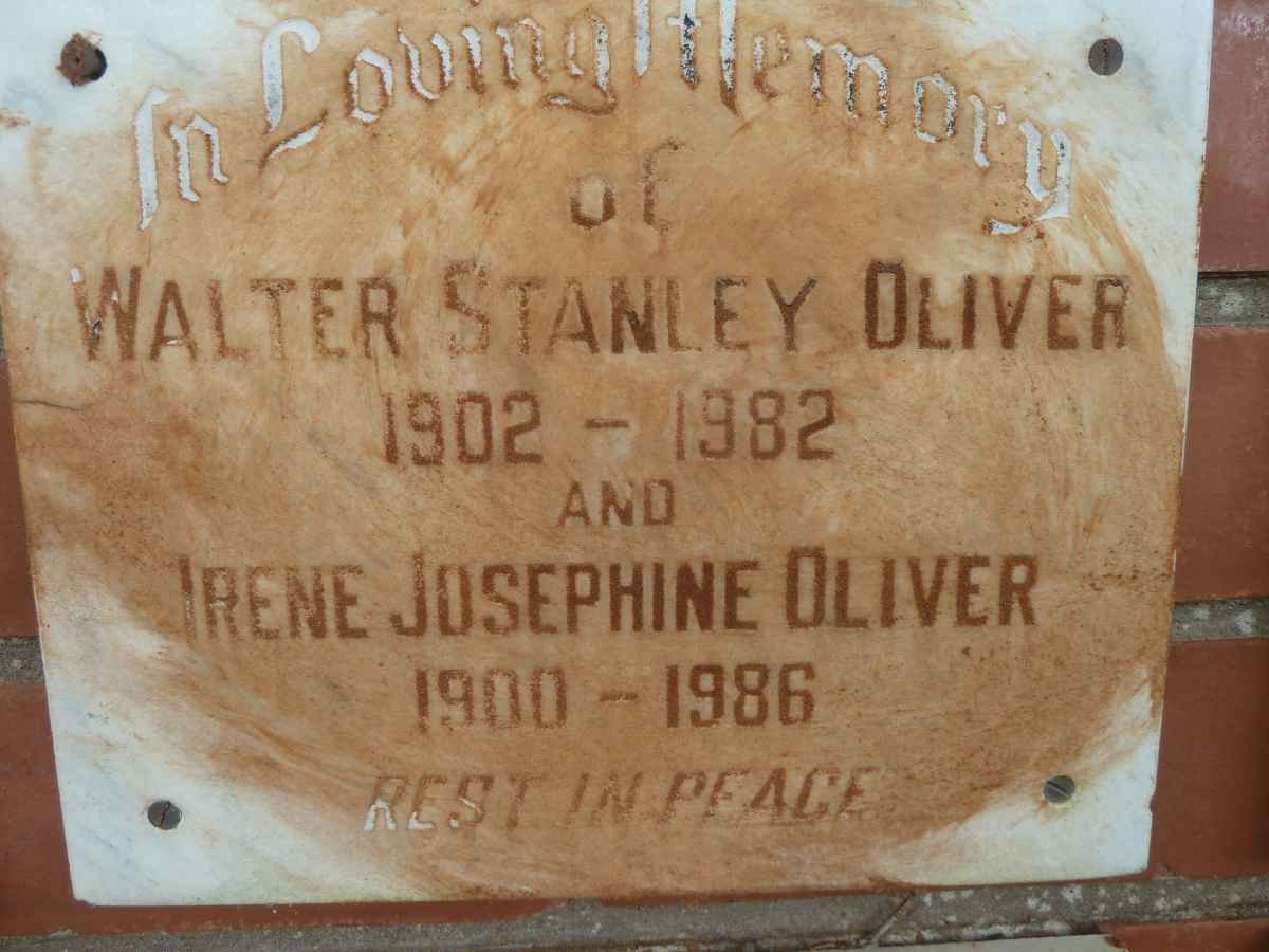 OLIVER Walter Stanley 1902-1982 &amp; Irene Josephine 1900-1986