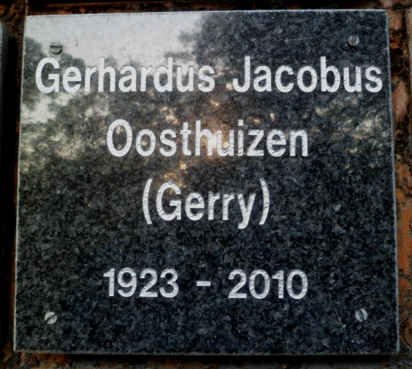 OOSTHUIZEN Gerhardus Jacobus 1923-2010