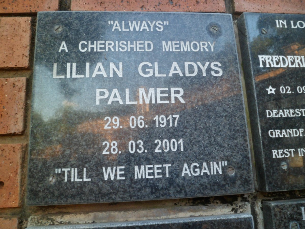 PALMER Lilian Gladys 1917-2001