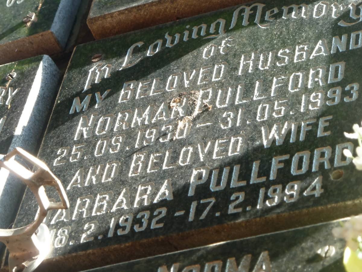 PULLFORD Norman 1930-1993 &amp; Barbara 1932-1994