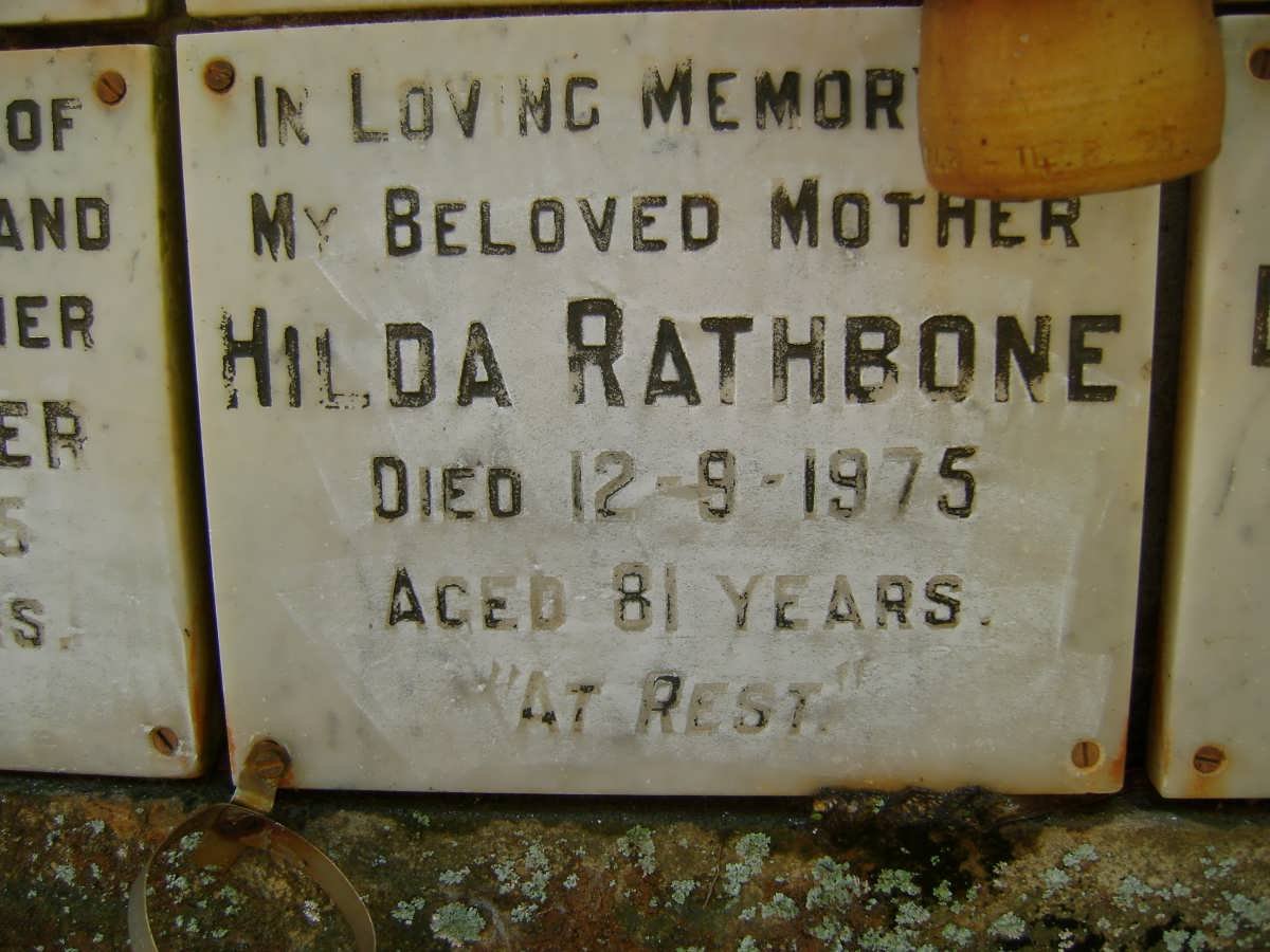 RATHBONE Hilda -1975