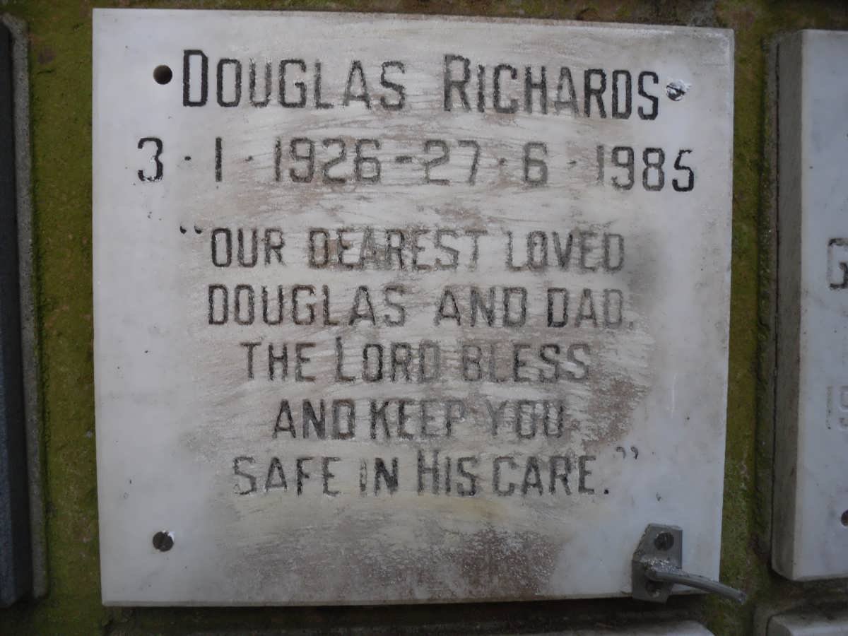 RICHARDS Douglas 1926-1985
