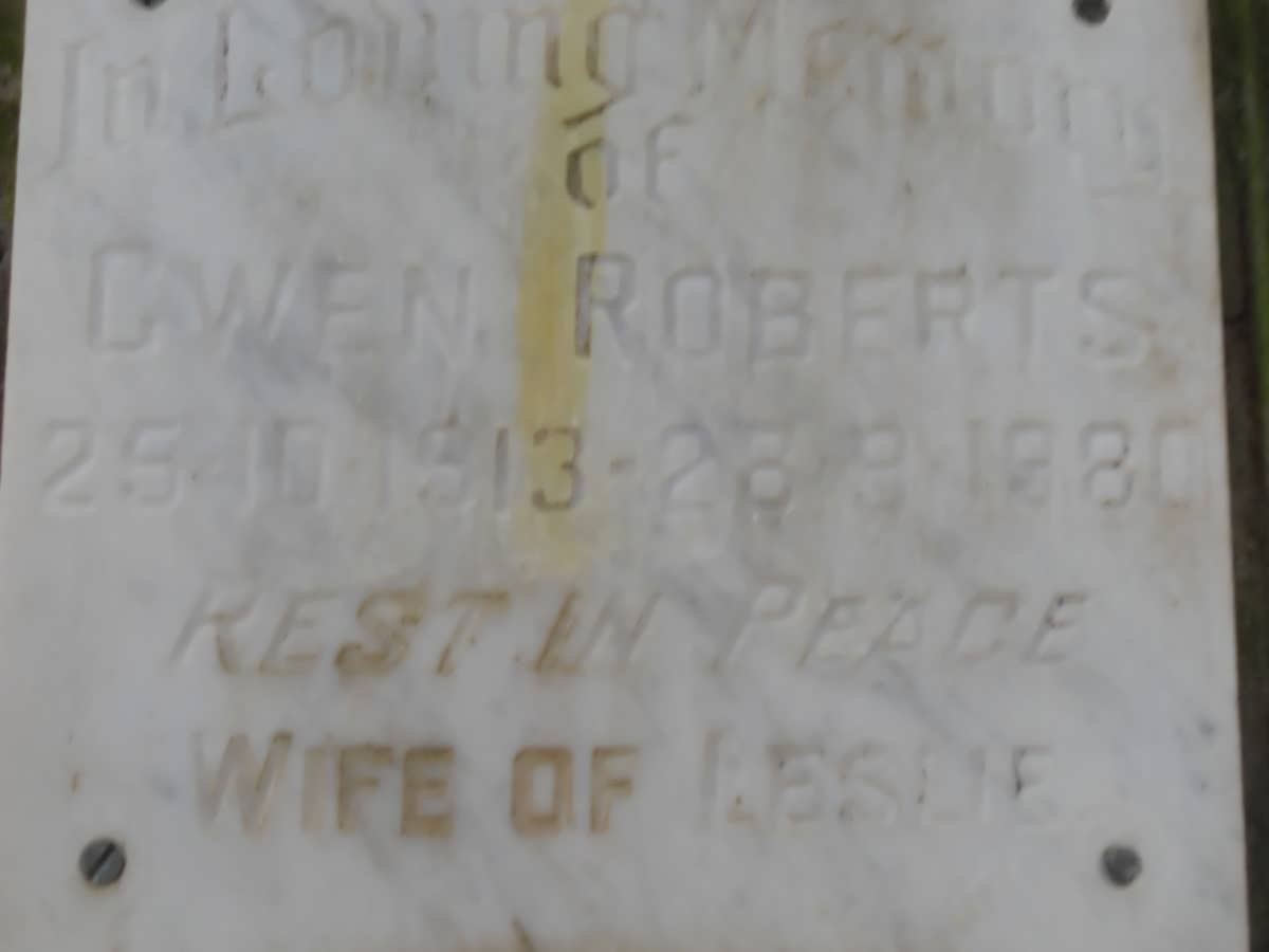ROBERTS Gwen 1913-1980