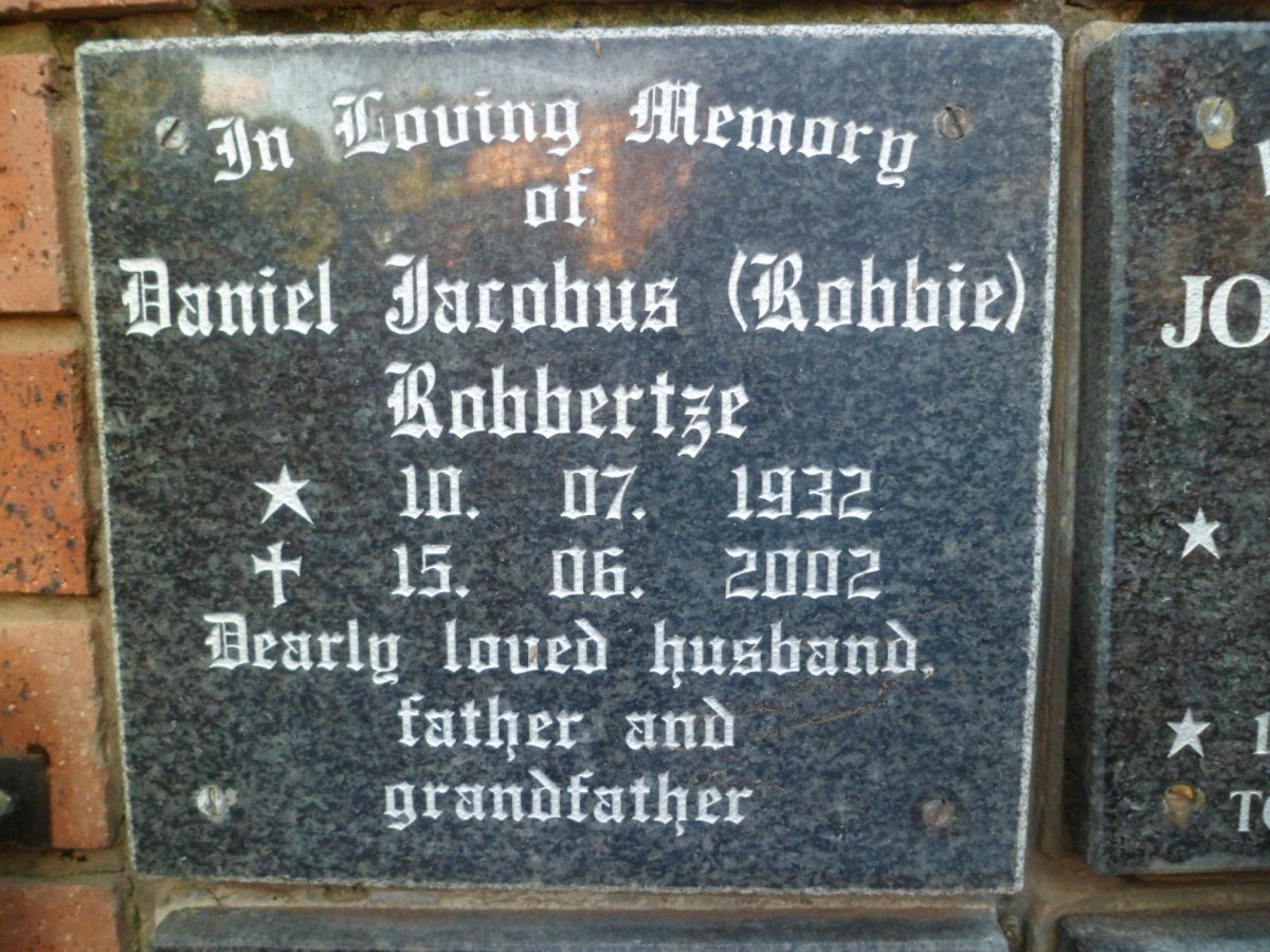 ROBBERTZE Daniel Jacobus 1932-2002