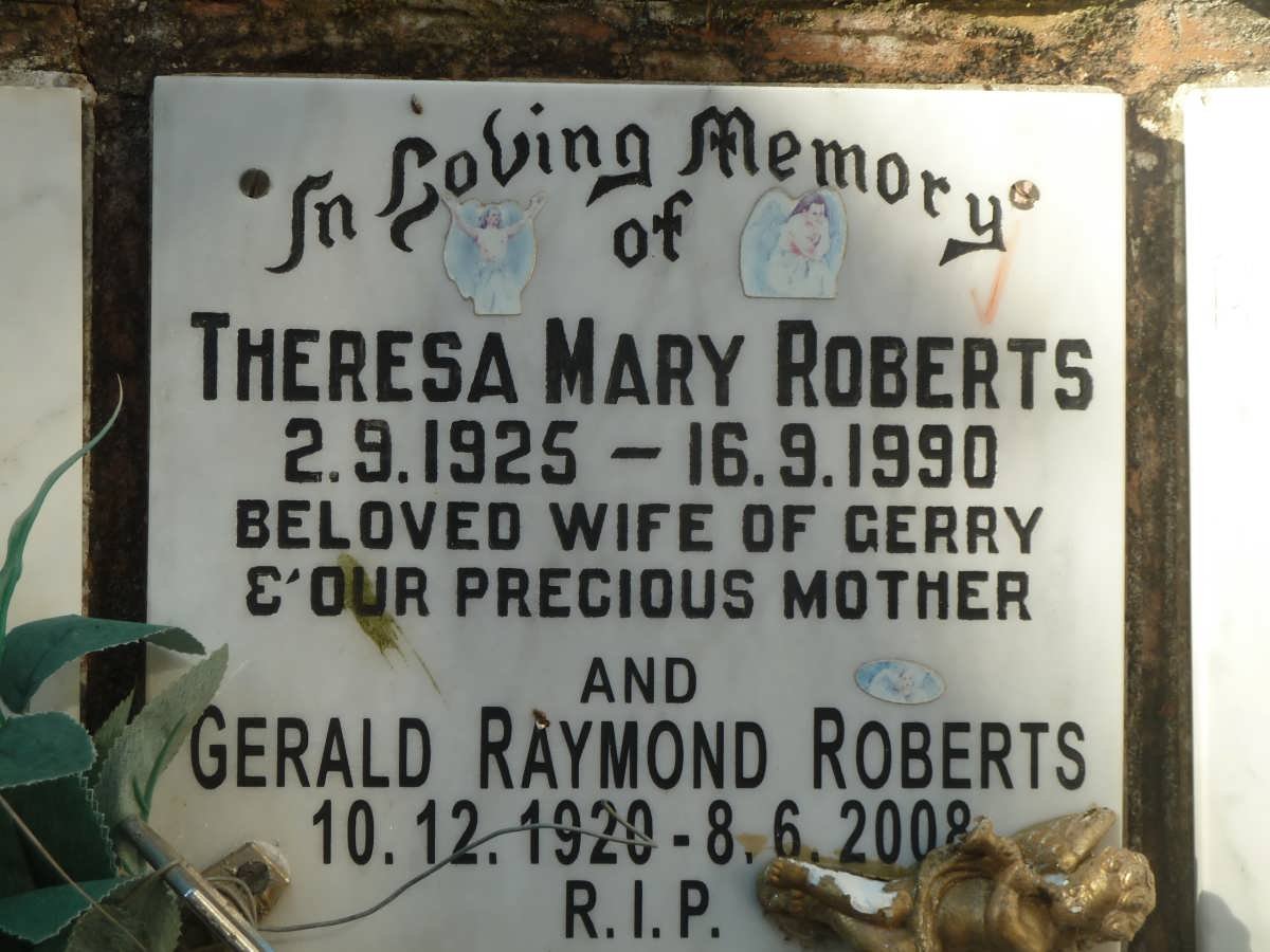 ROBERTS Gerald Raymond 1920-2008 &amp; Theresa Mary 1925-1990