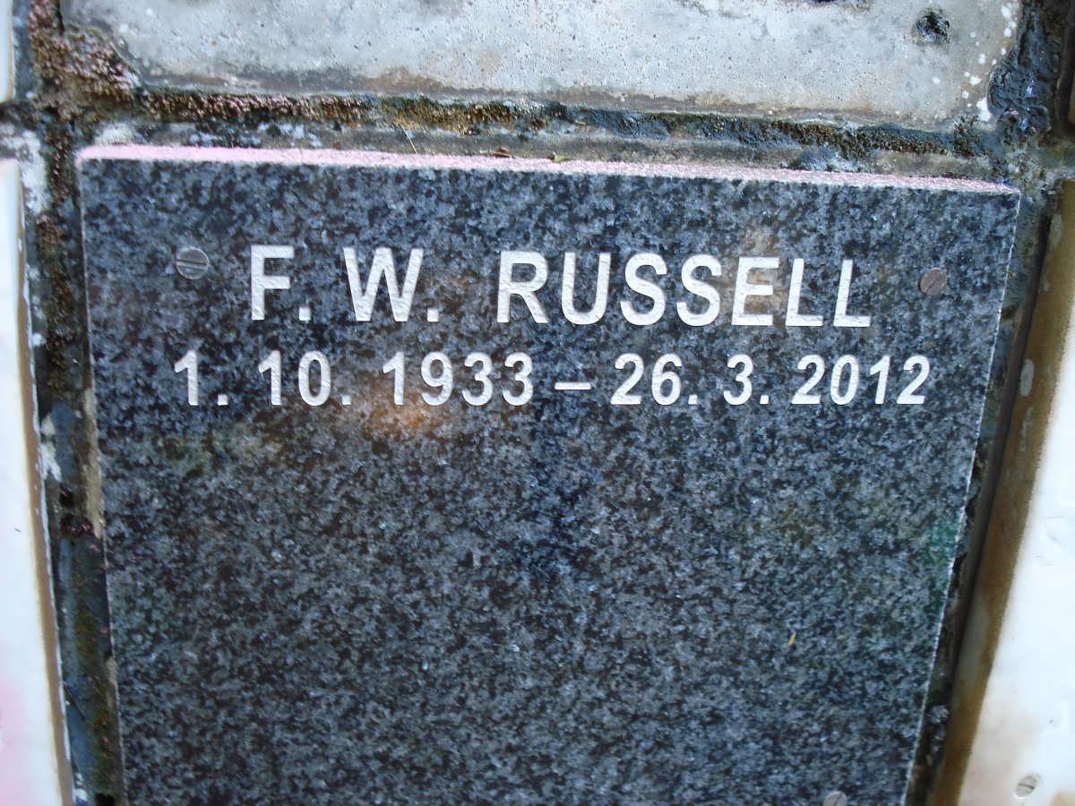 RUSSELL F.W. 1933-2012