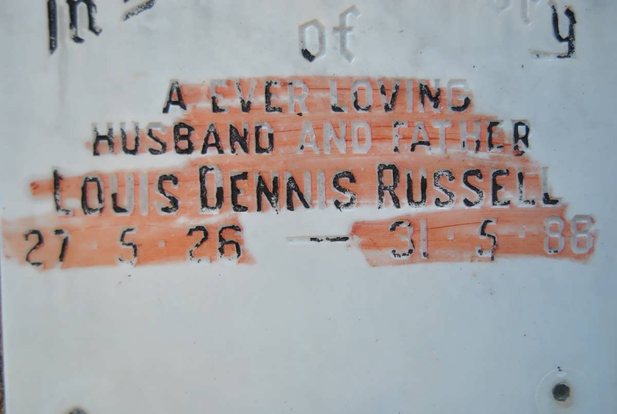 RUSSELL Louis Dennis 1926-1988