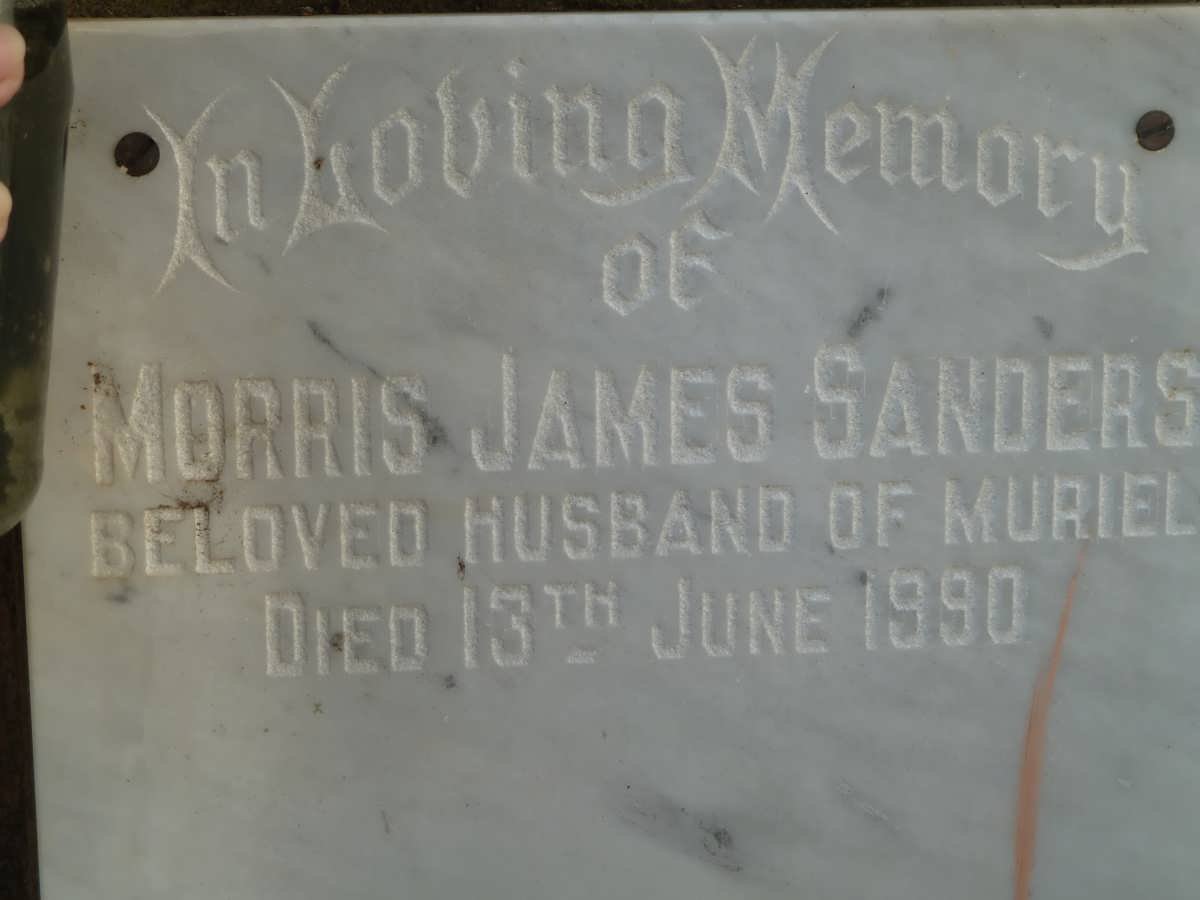 SANDERS Morris James -1990