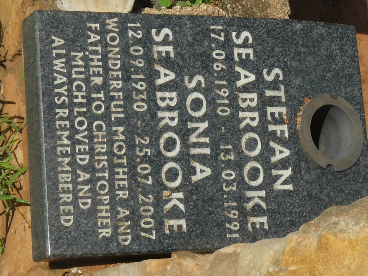 SEABROOKE Stefan 1910-1991 &amp; Sonia 1930-2007