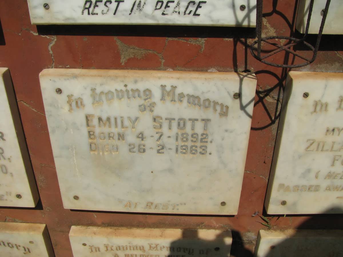STOTT Emily 1892-1963